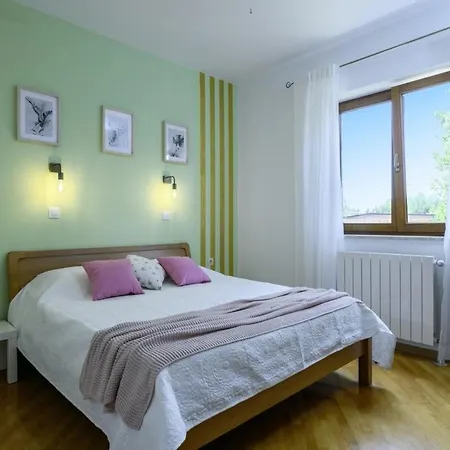 Istria Rosa In - Istrien Pensión 3*