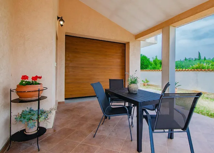 Istria Rosa In - Istrien 3* Pula