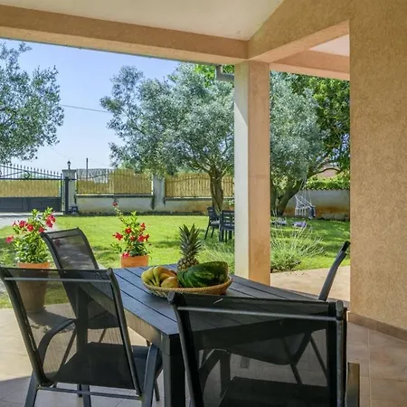 Istria Rosa In - Istrien 3* Пула