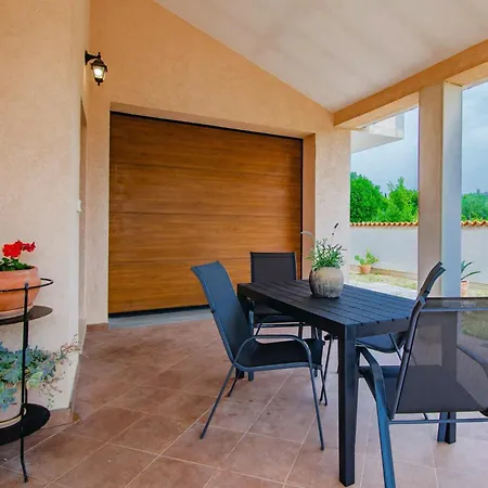 Istria Rosa In - Istrien 3* Пула